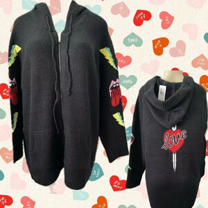 Betsey Johnson 1 Black Dagger Heart-Tongue Graphic Long Sleeve Hoodie Sweater